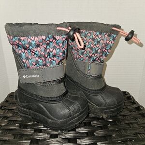 Columbia Kids' Boots with Pink and Blue Chevron Size 5 Winter Snow